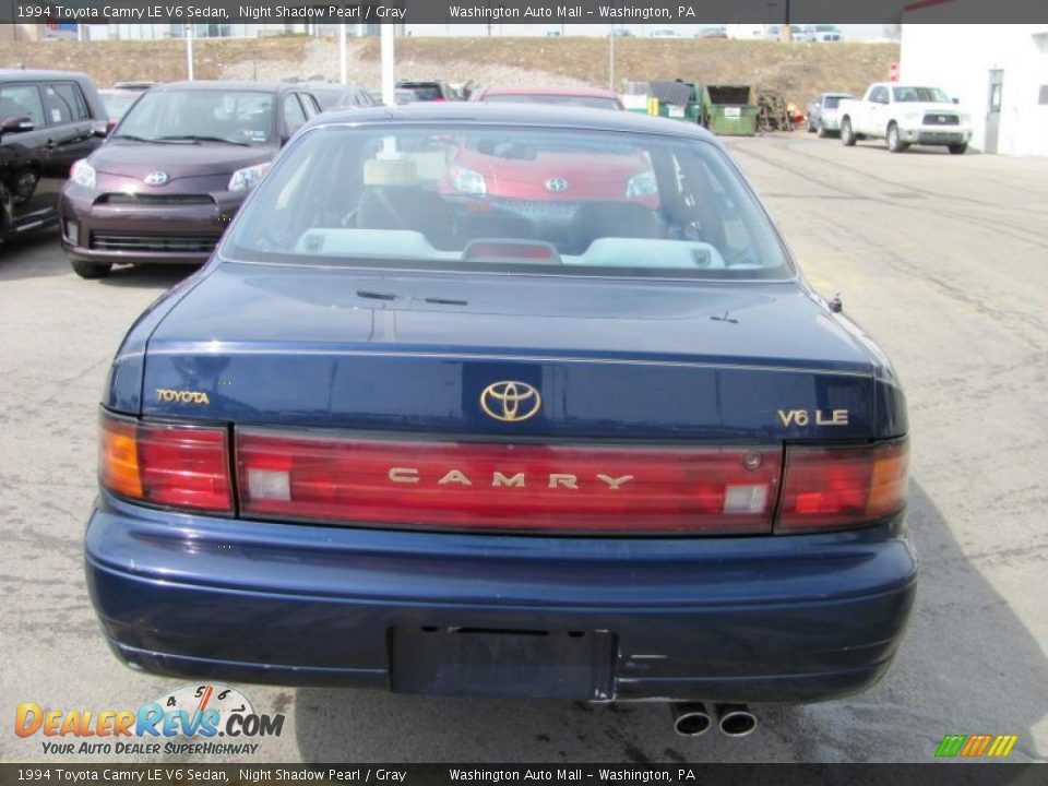 1994 Toyota Camry LE V6 Sedan Night Shadow Pearl / Gray Photo #5