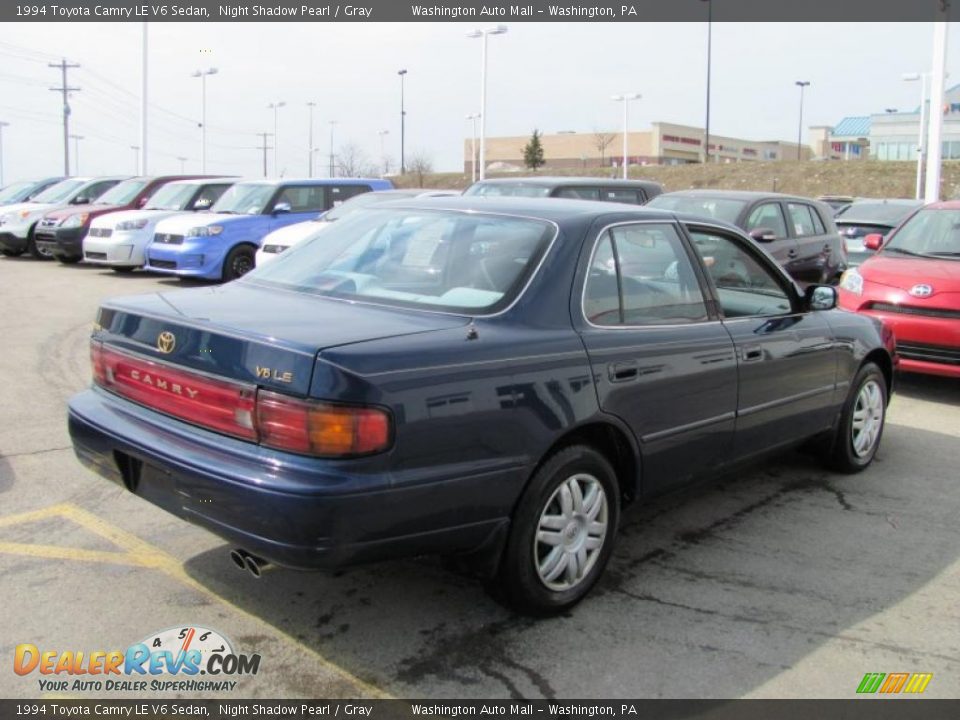 1994 Toyota Camry LE V6 Sedan Night Shadow Pearl / Gray Photo #6
