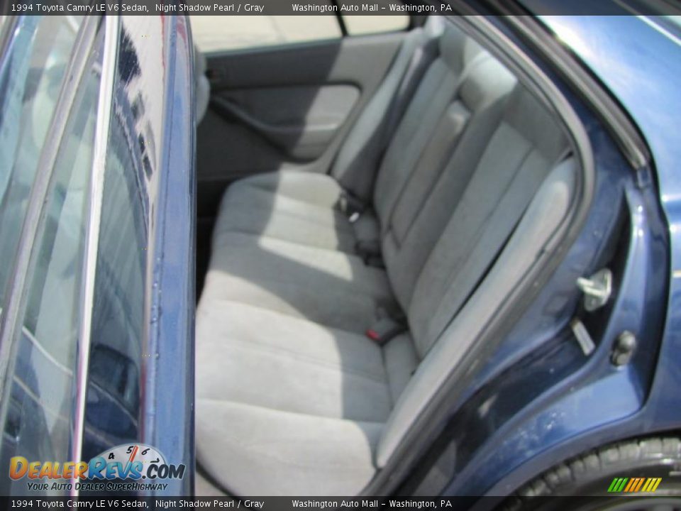 1994 Toyota Camry LE V6 Sedan Night Shadow Pearl / Gray Photo #10
