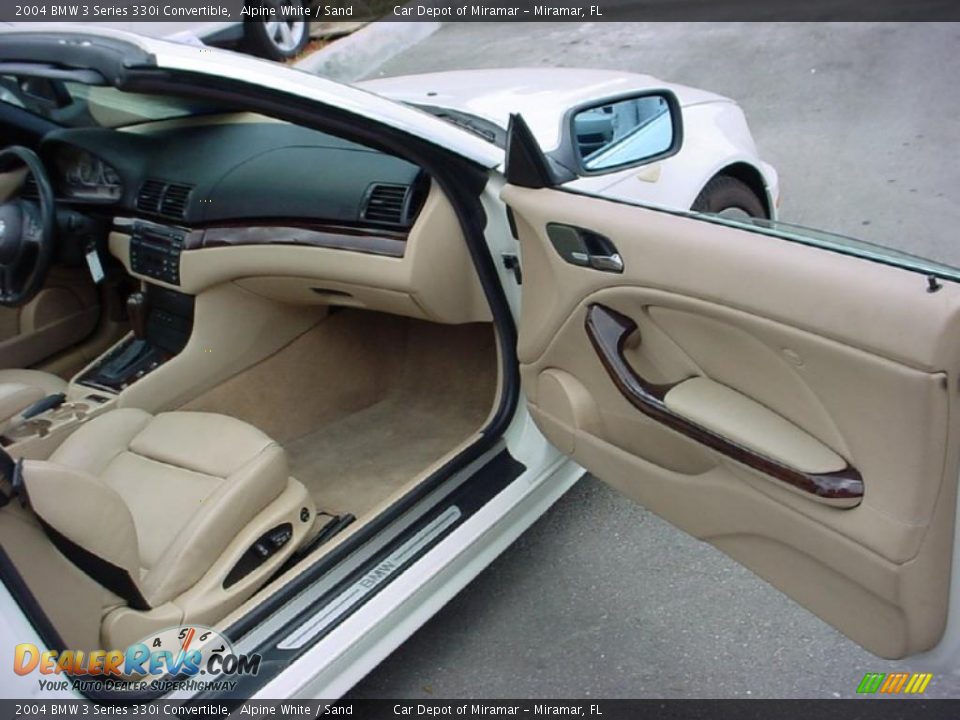 2004 BMW 3 Series 330i Convertible Alpine White / Sand Photo #12