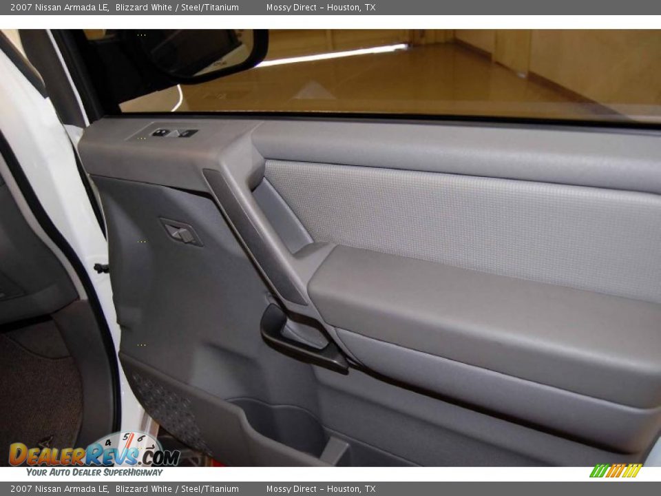 2007 Nissan Armada LE Blizzard White / Steel/Titanium Photo #26