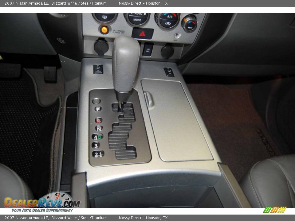 2007 Nissan Armada LE Blizzard White / Steel/Titanium Photo #29