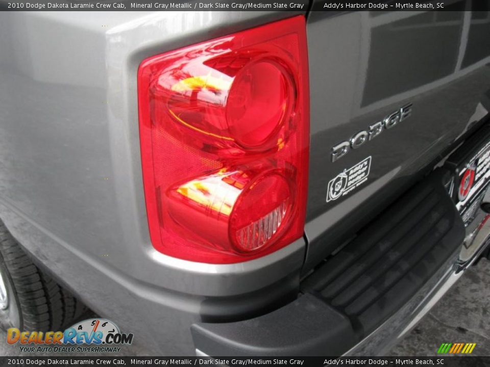 2010 Dodge Dakota Laramie Crew Cab Mineral Gray Metallic / Dark Slate Gray/Medium Slate Gray Photo #9