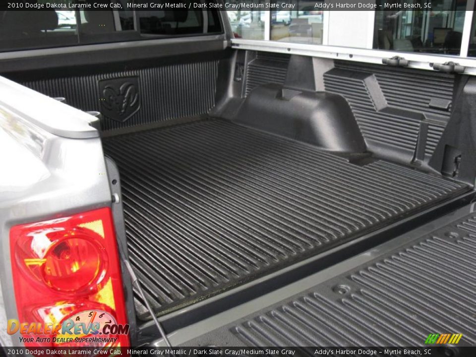 2010 Dodge Dakota Laramie Crew Cab Mineral Gray Metallic / Dark Slate Gray/Medium Slate Gray Photo #11