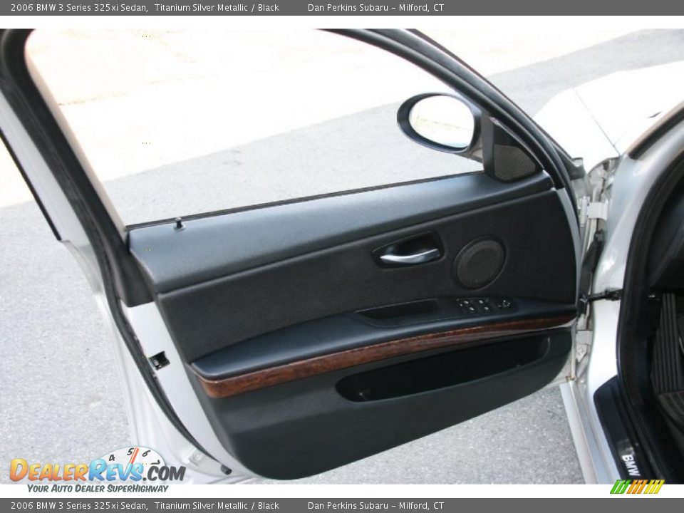 2006 BMW 3 Series 325xi Sedan Titanium Silver Metallic / Black Photo #13