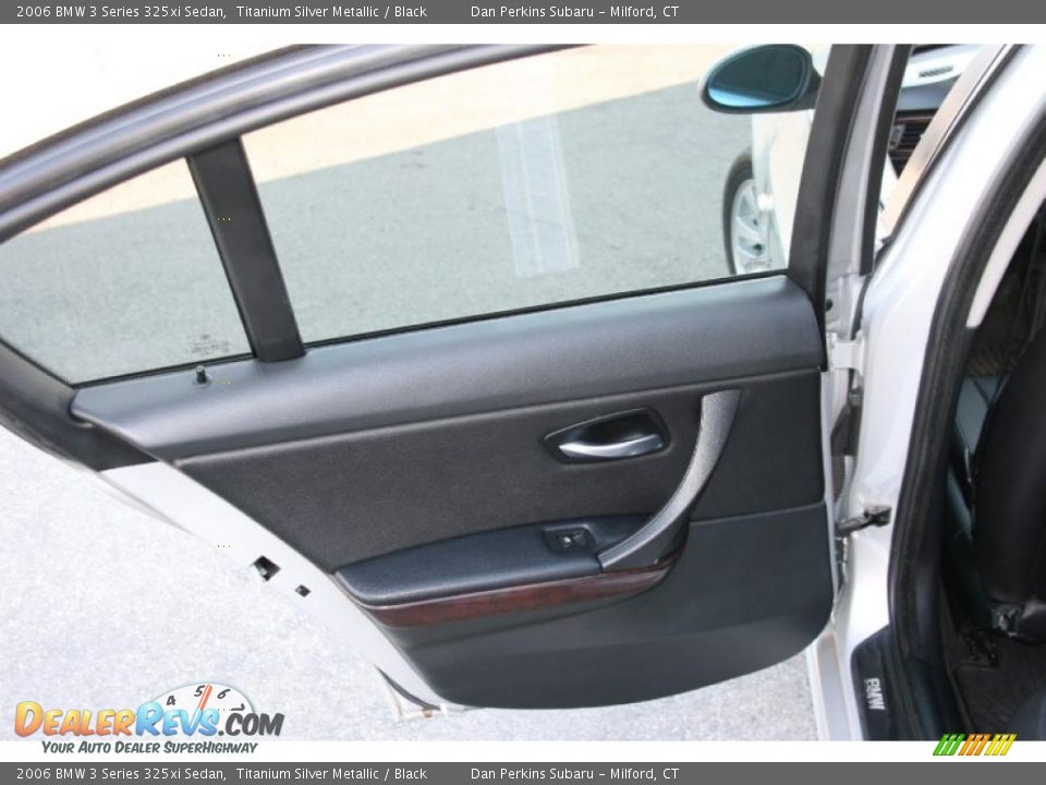 2006 BMW 3 Series 325xi Sedan Titanium Silver Metallic / Black Photo #14