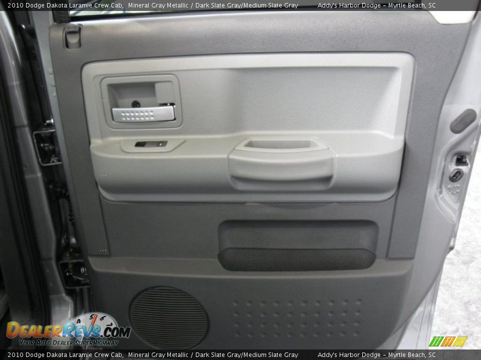 2010 Dodge Dakota Laramie Crew Cab Mineral Gray Metallic / Dark Slate Gray/Medium Slate Gray Photo #20