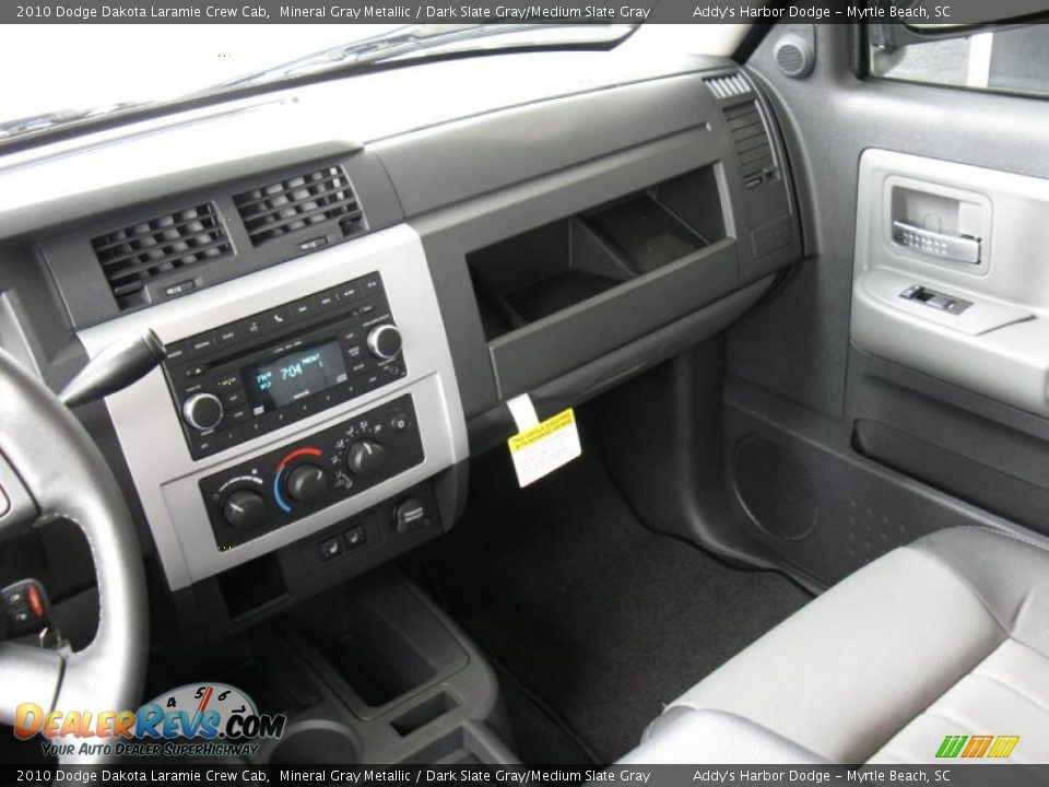 2010 Dodge Dakota Laramie Crew Cab Mineral Gray Metallic / Dark Slate Gray/Medium Slate Gray Photo #22