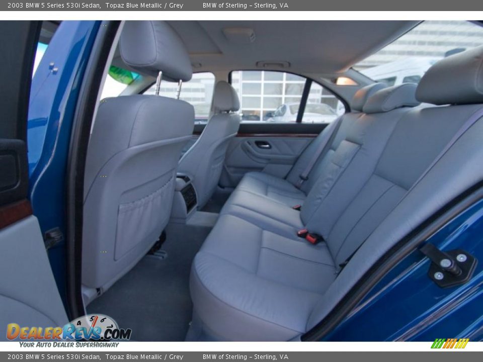 2003 BMW 5 Series 530i Sedan Topaz Blue Metallic / Grey Photo #10