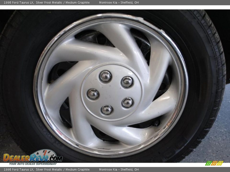 1998 Ford Taurus LX Silver Frost Metallic / Medium Graphite Photo #27