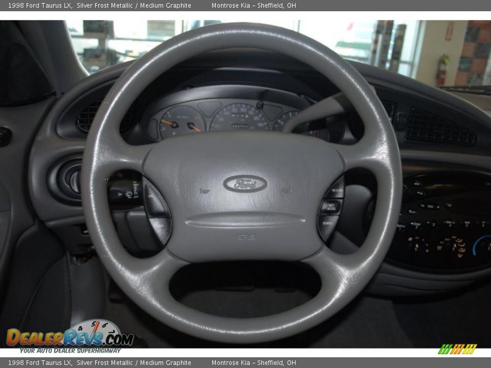 1998 Ford Taurus LX Silver Frost Metallic / Medium Graphite Photo #31