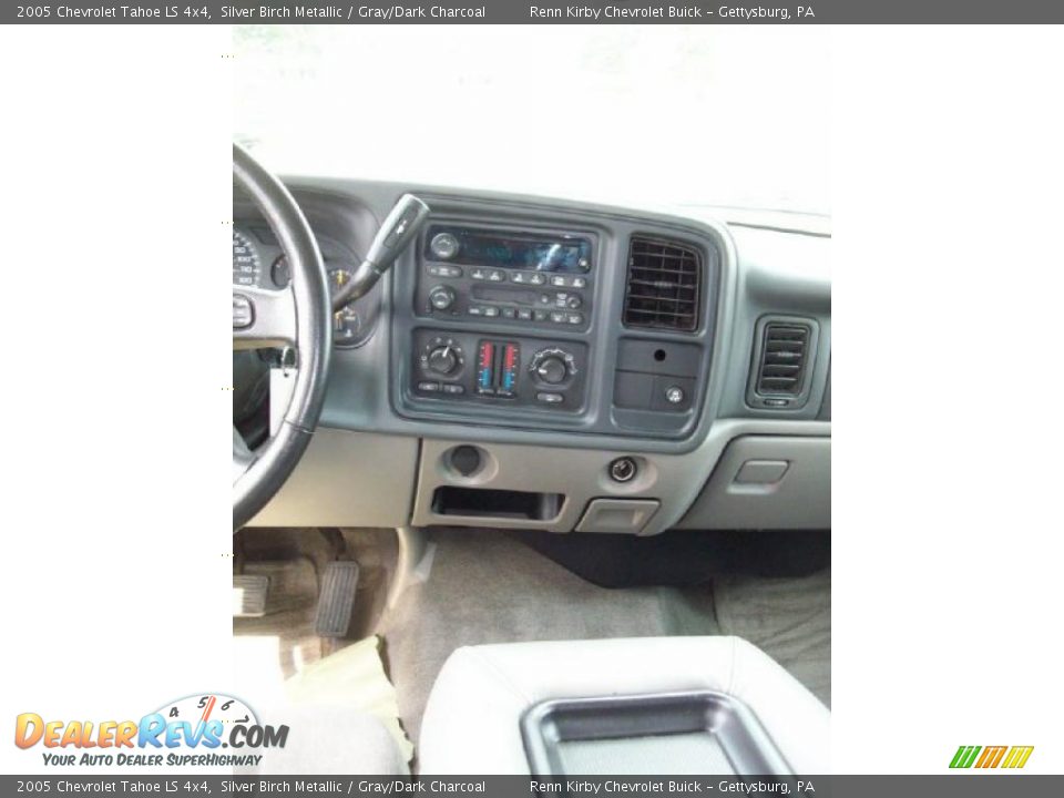 2005 Chevrolet Tahoe LS 4x4 Silver Birch Metallic / Gray/Dark Charcoal Photo #21