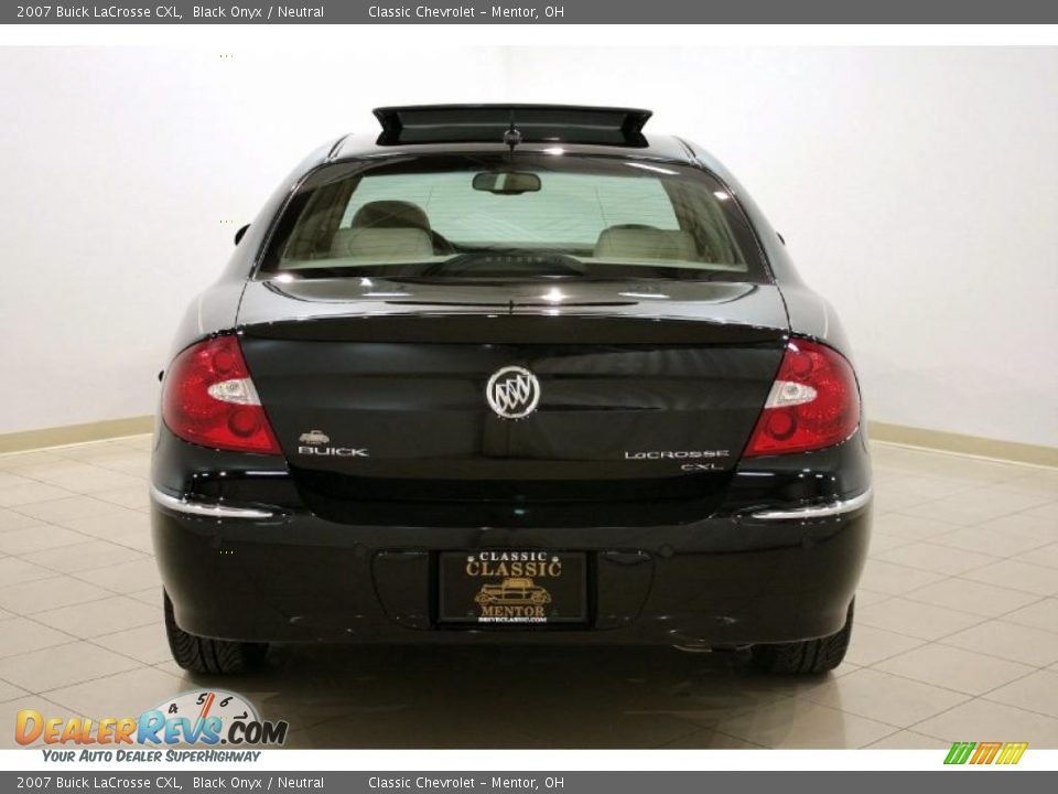 2007 Buick LaCrosse CXL Black Onyx / Neutral Photo #6