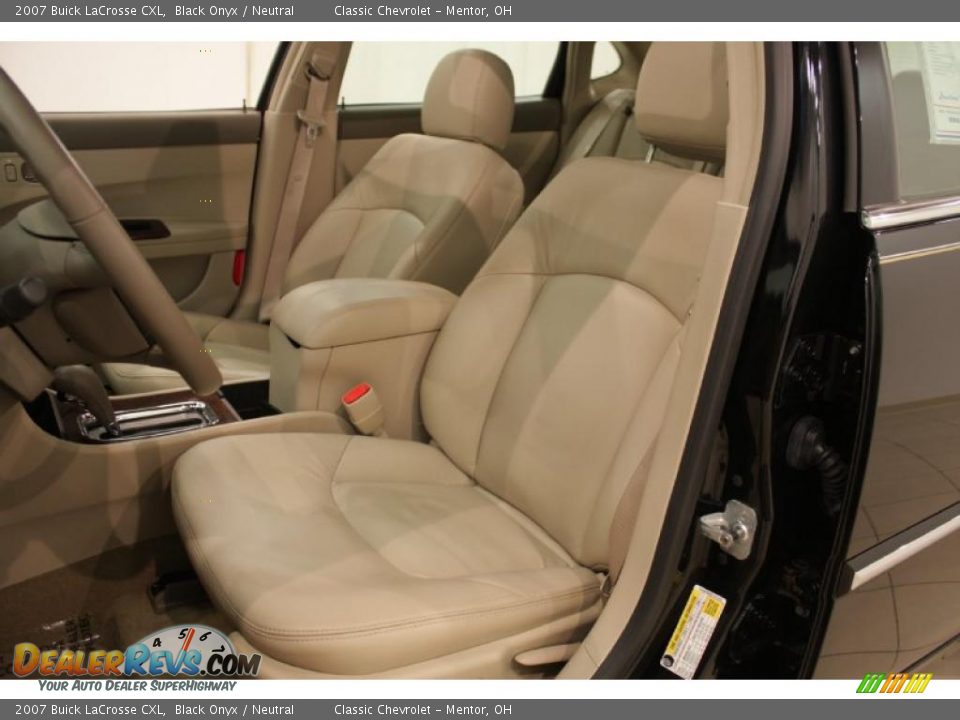 2007 Buick LaCrosse CXL Black Onyx / Neutral Photo #11