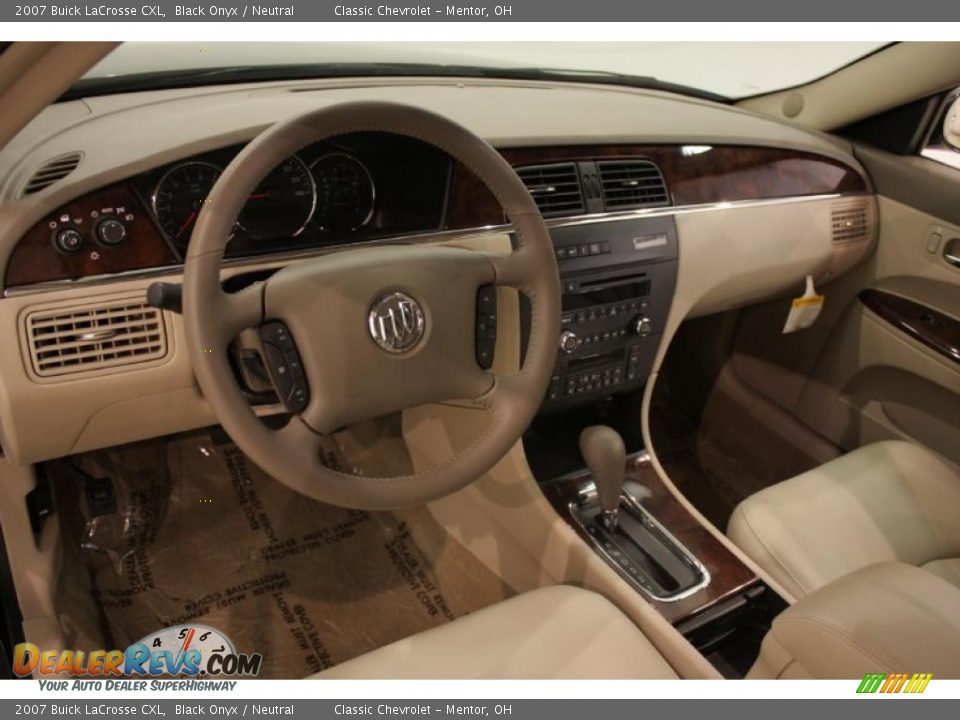 2007 Buick LaCrosse CXL Black Onyx / Neutral Photo #12