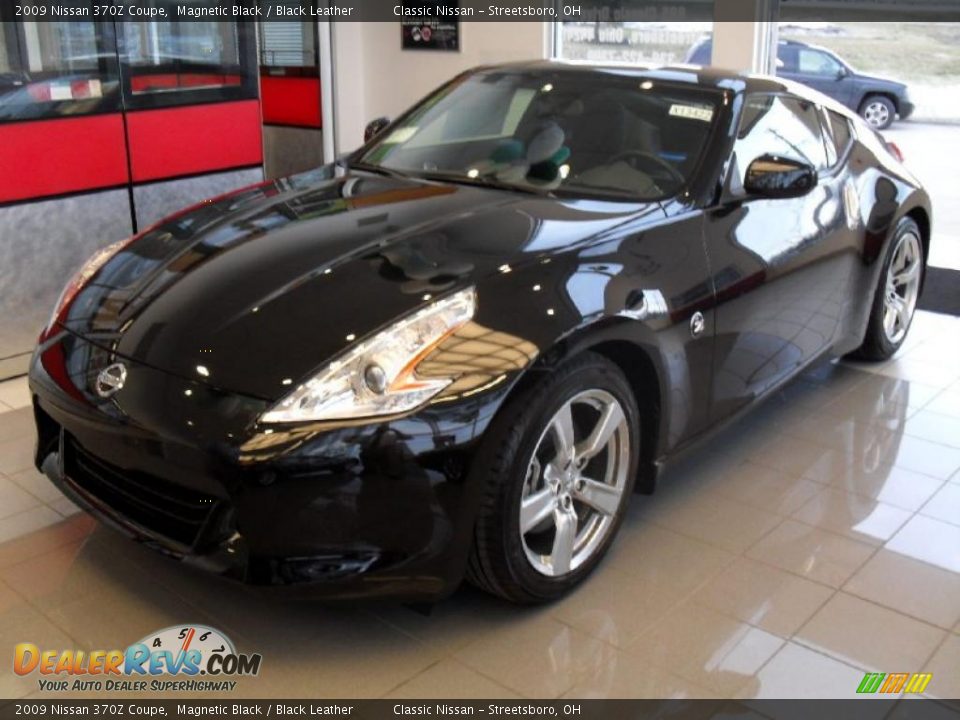 2009 Nissan 370Z Coupe Magnetic Black / Black Leather Photo #1