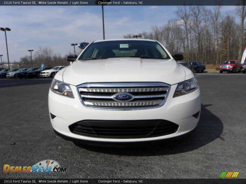 2010 Ford Taurus SE White Suede Metallic / Light Stone Photo #7
