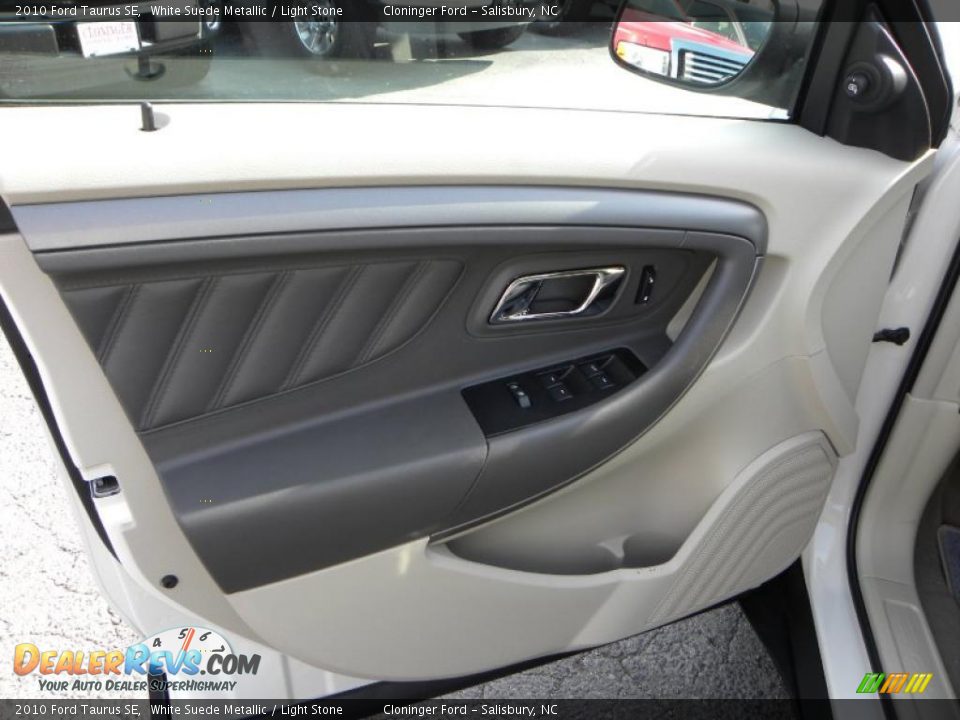 2010 Ford Taurus SE White Suede Metallic / Light Stone Photo #14