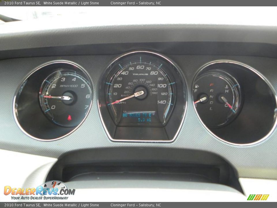 2010 Ford Taurus SE White Suede Metallic / Light Stone Photo #16
