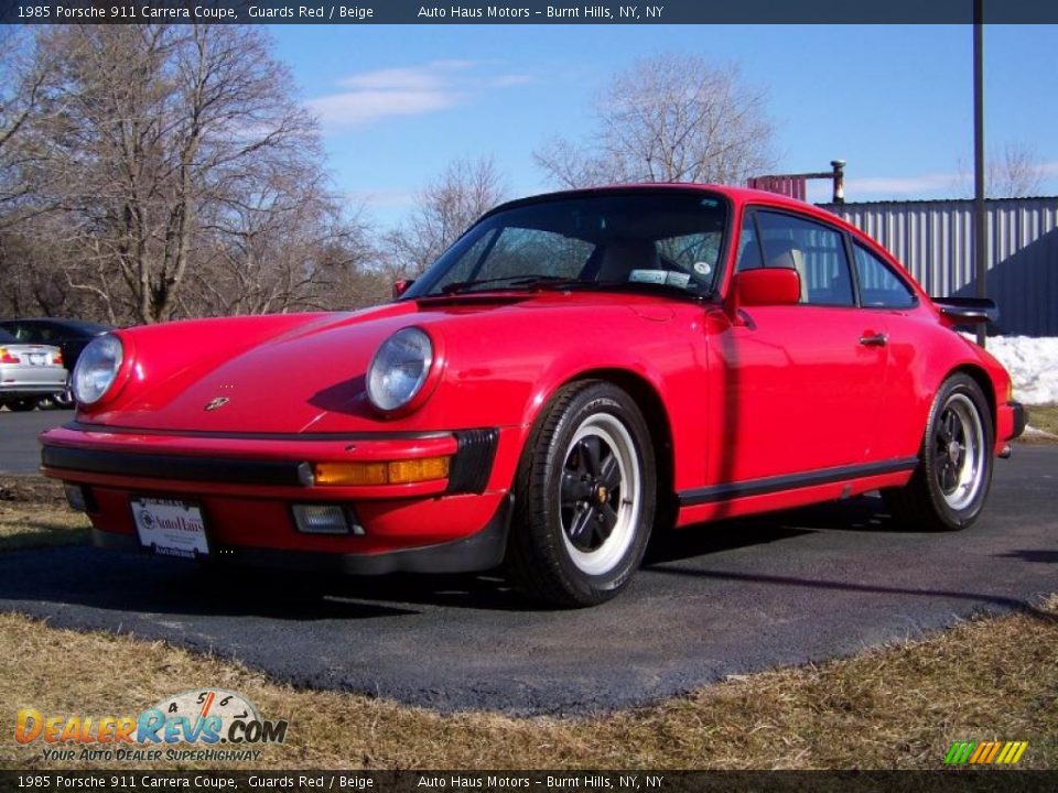 1985 Porsche 911 Carrera Coupe Guards Red / Beige Photo #1