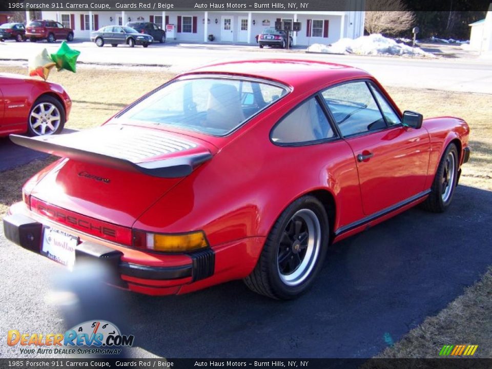 1985 Porsche 911 Carrera Coupe Guards Red / Beige Photo #5