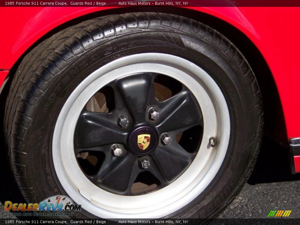 1985 Porsche 911 Carrera Coupe Guards Red / Beige Photo #9