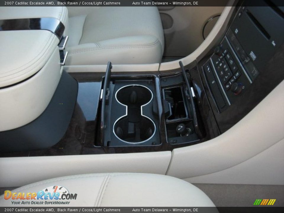 2007 Cadillac Escalade AWD Black Raven / Cocoa/Light Cashmere Photo #24