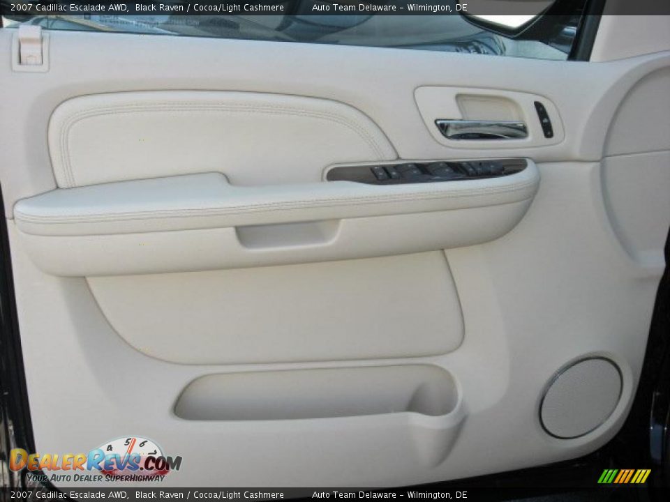 2007 Cadillac Escalade AWD Black Raven / Cocoa/Light Cashmere Photo #30