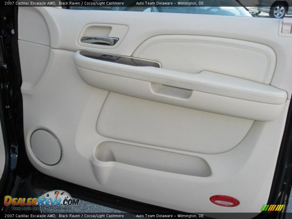 2007 Cadillac Escalade AWD Black Raven / Cocoa/Light Cashmere Photo #31