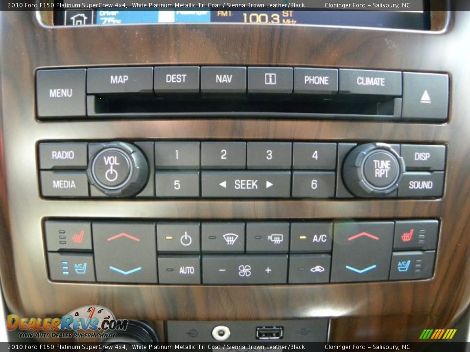 2010 Ford F150 Platinum SuperCrew 4x4 White Platinum Metallic Tri Coat / Sienna Brown Leather/Black Photo #24