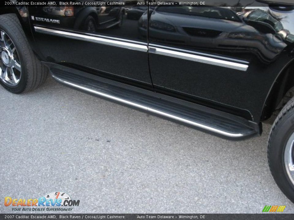 2007 Cadillac Escalade AWD Black Raven / Cocoa/Light Cashmere Photo #35