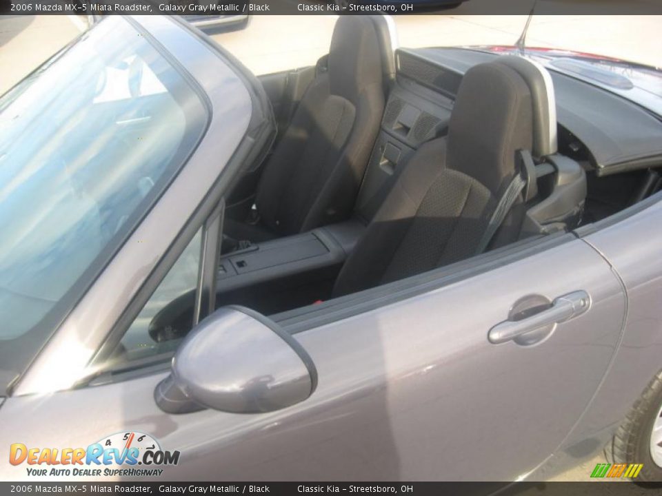 2006 Mazda MX-5 Miata Roadster Galaxy Gray Metallic / Black Photo #16