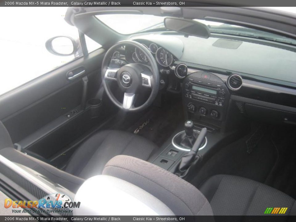 2006 Mazda MX-5 Miata Roadster Galaxy Gray Metallic / Black Photo #18