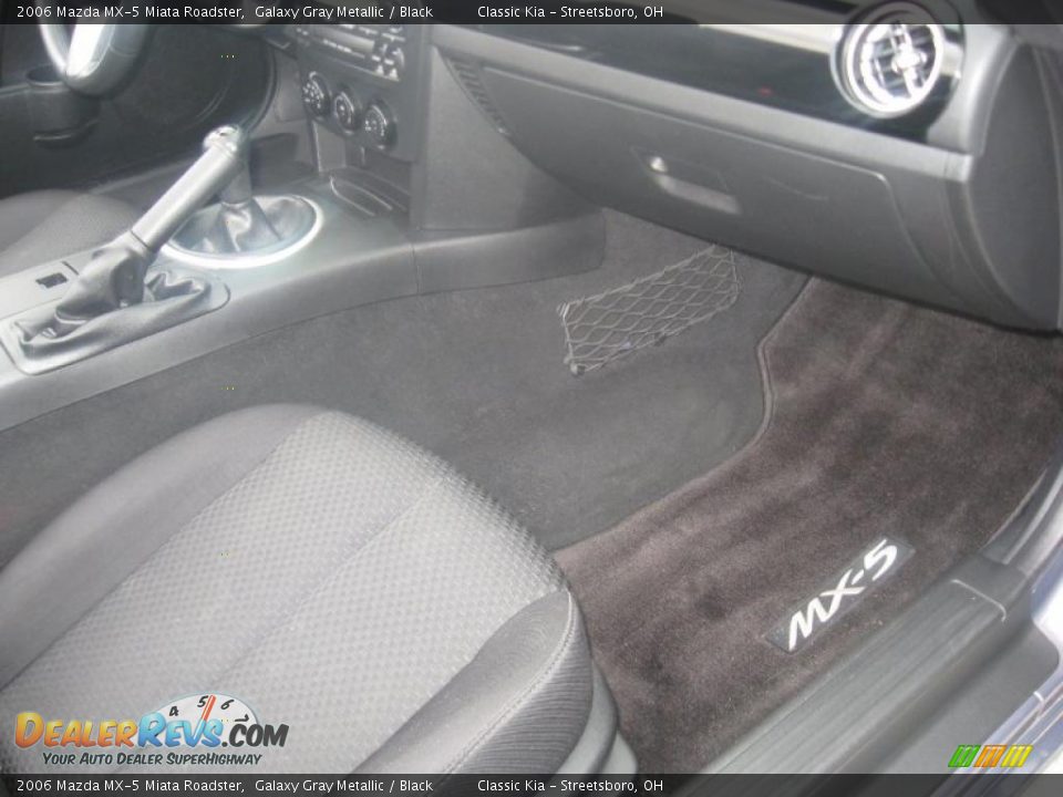 2006 Mazda MX-5 Miata Roadster Galaxy Gray Metallic / Black Photo #26
