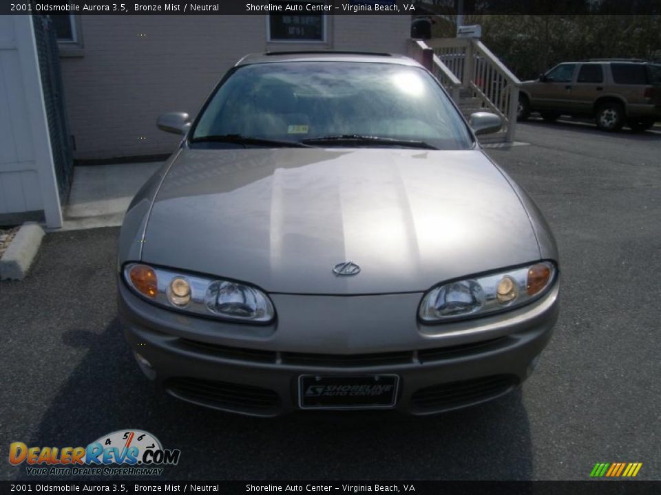 2001 Oldsmobile Aurora 3.5 Bronze Mist / Neutral Photo #8