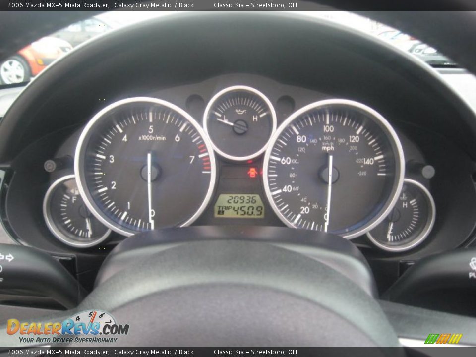2006 Mazda MX-5 Miata Roadster Galaxy Gray Metallic / Black Photo #36