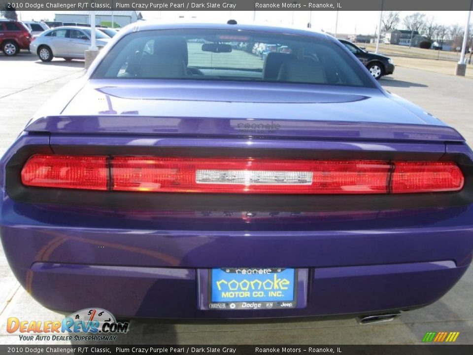 2010 Dodge Challenger R/T Classic Plum Crazy Purple Pearl / Dark Slate Gray Photo #7
