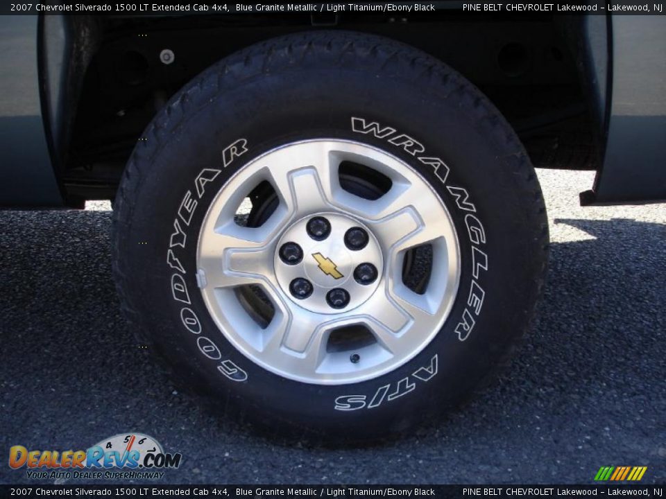 2007 Chevrolet Silverado 1500 LT Extended Cab 4x4 Blue Granite Metallic / Light Titanium/Ebony Black Photo #8