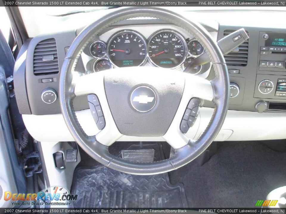 2007 Chevrolet Silverado 1500 LT Extended Cab 4x4 Blue Granite Metallic / Light Titanium/Ebony Black Photo #15