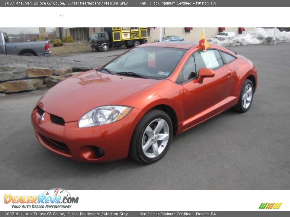 2007 Mitsubishi Eclipse GS Coupe Sunset Pearlescent / Medium Gray Photo #2
