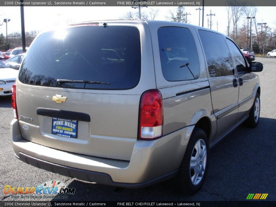 2006 Chevrolet Uplander LS Sandstone Metallic / Cashmere Photo #4