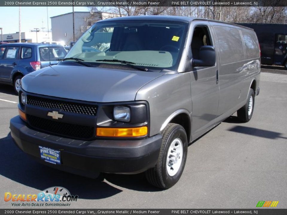 2009 Chevrolet Express 2500 Extended Cargo Van Graystone Metallic / Medium Pewter Photo #1