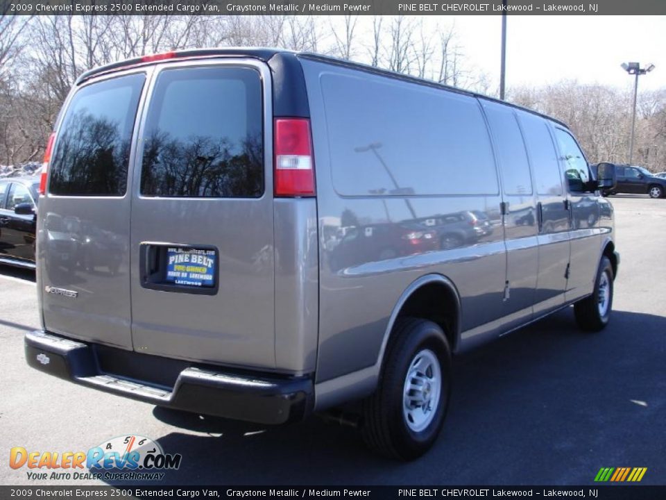 2009 Chevrolet Express 2500 Extended Cargo Van Graystone Metallic / Medium Pewter Photo #4