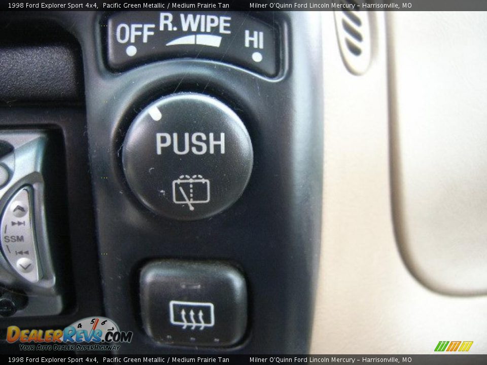 1998 Ford Explorer Sport 4x4 Pacific Green Metallic / Medium Prairie Tan Photo #17
