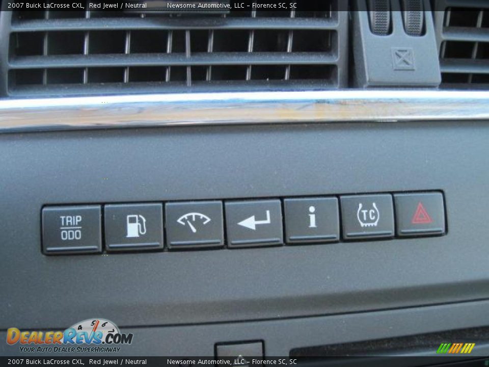 2007 Buick LaCrosse CXL Red Jewel / Neutral Photo #9