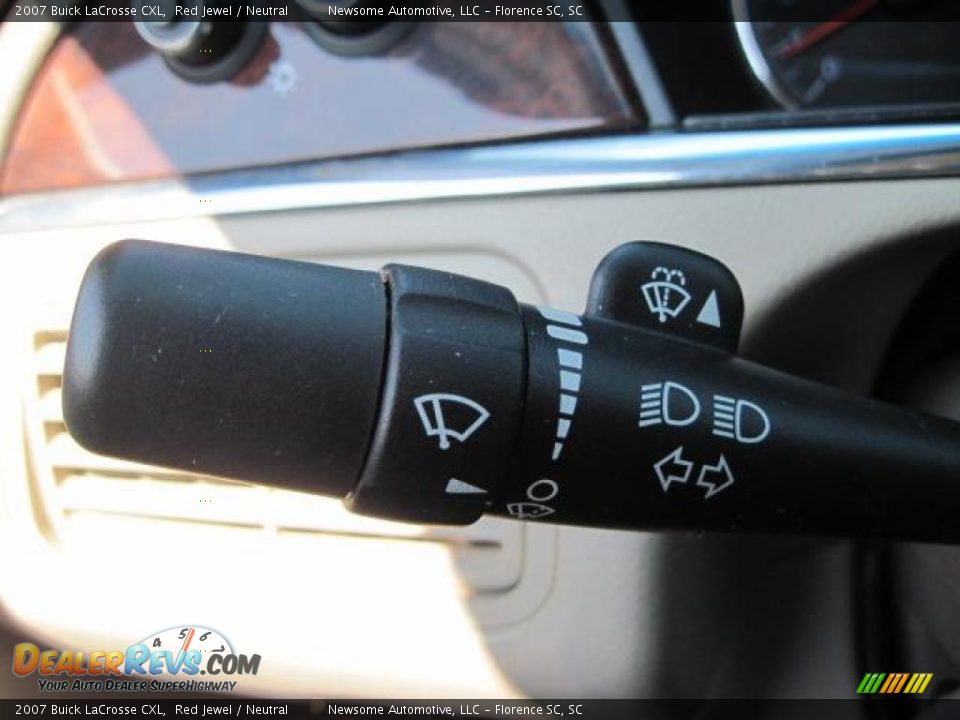 2007 Buick LaCrosse CXL Red Jewel / Neutral Photo #11