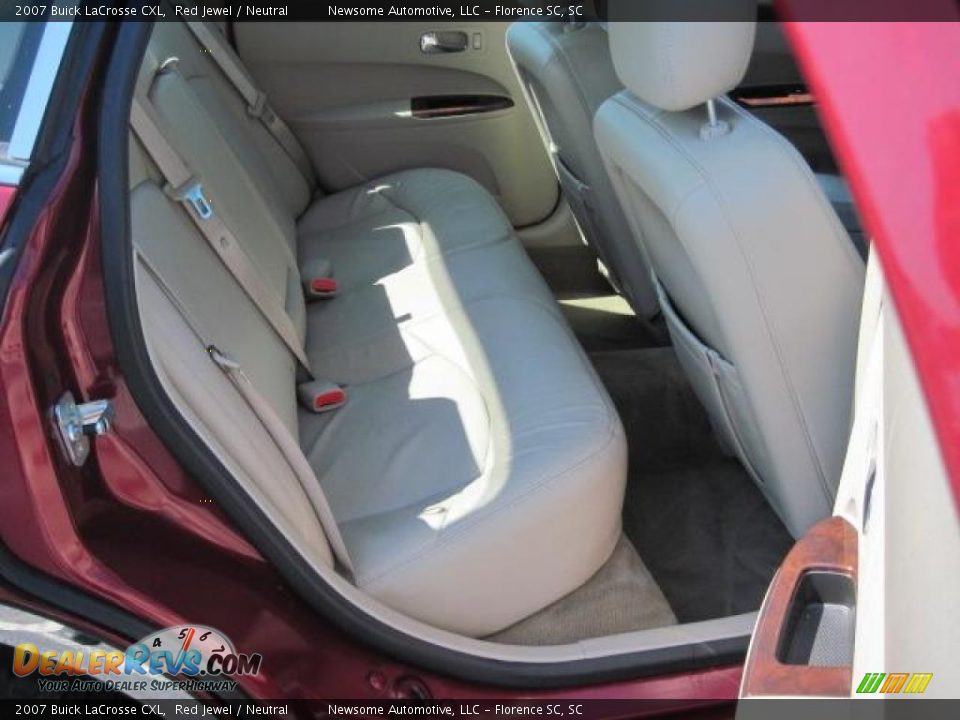 2007 Buick LaCrosse CXL Red Jewel / Neutral Photo #16