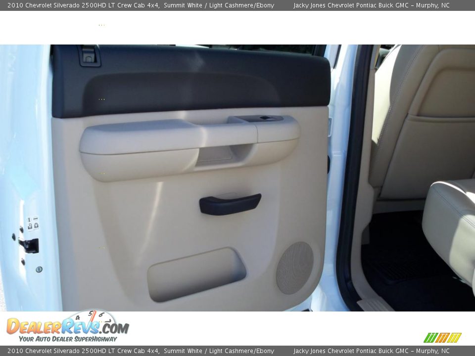 2010 Chevrolet Silverado 2500HD LT Crew Cab 4x4 Summit White / Light Cashmere/Ebony Photo #3