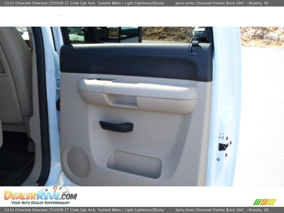 2010 Chevrolet Silverado 2500HD LT Crew Cab 4x4 Summit White / Light Cashmere/Ebony Photo #5