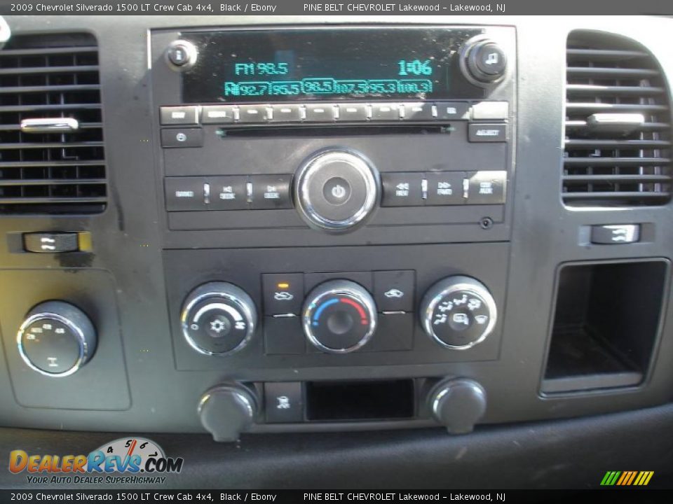 2009 Chevrolet Silverado 1500 LT Crew Cab 4x4 Black / Ebony Photo #18